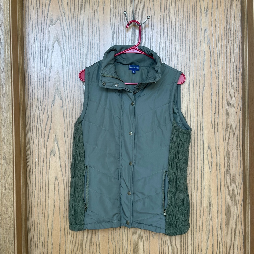 Northcrest woman’s vest